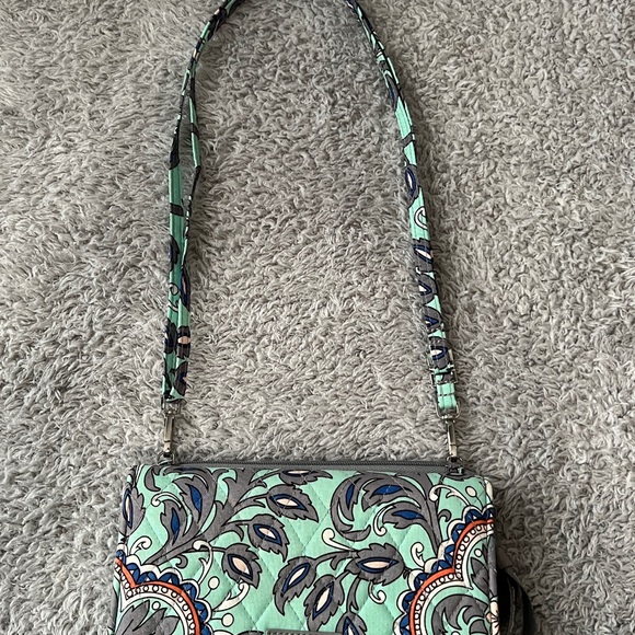 Vera Bradley Fan Flowers Wallet/Wristlet/Crossbody - Picture 6 of 6